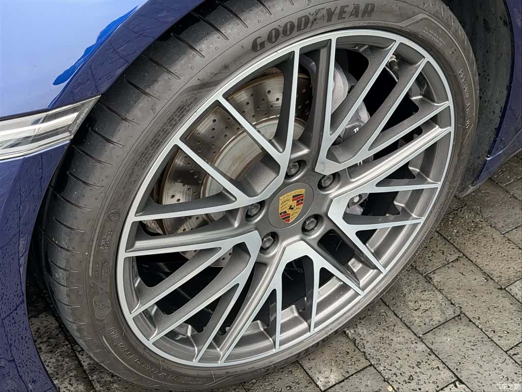 Porsche 911, 2023 11