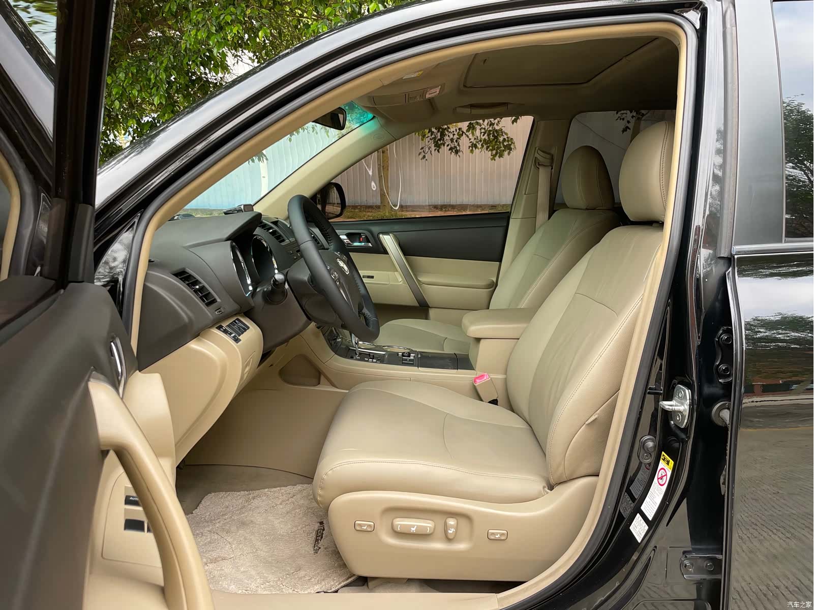 Toyota Highlander, 2011 все фото