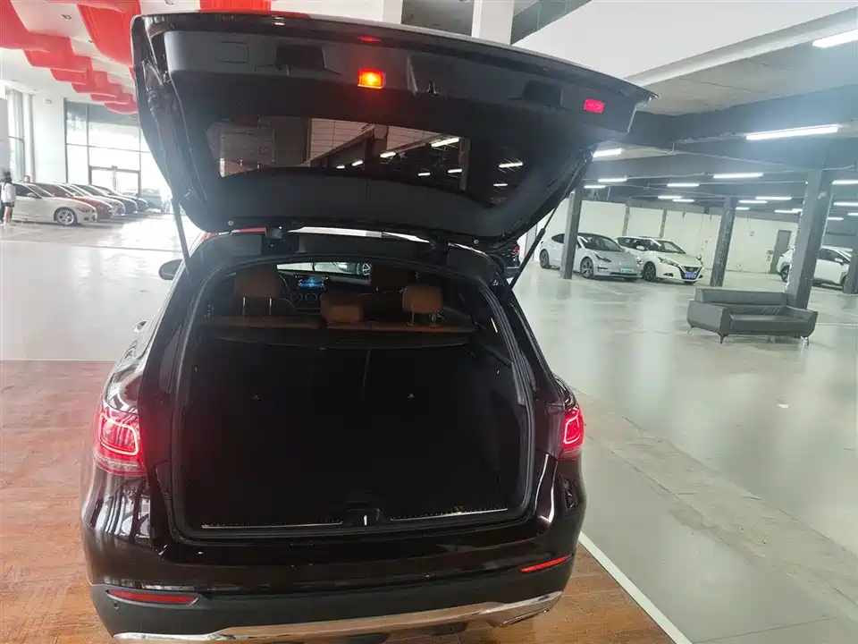Mercedes-Benz GLC Mercedes-Benz GLC