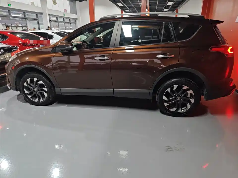 Toyota RAV4 Rongfang Toyota RAV4 Rongfang