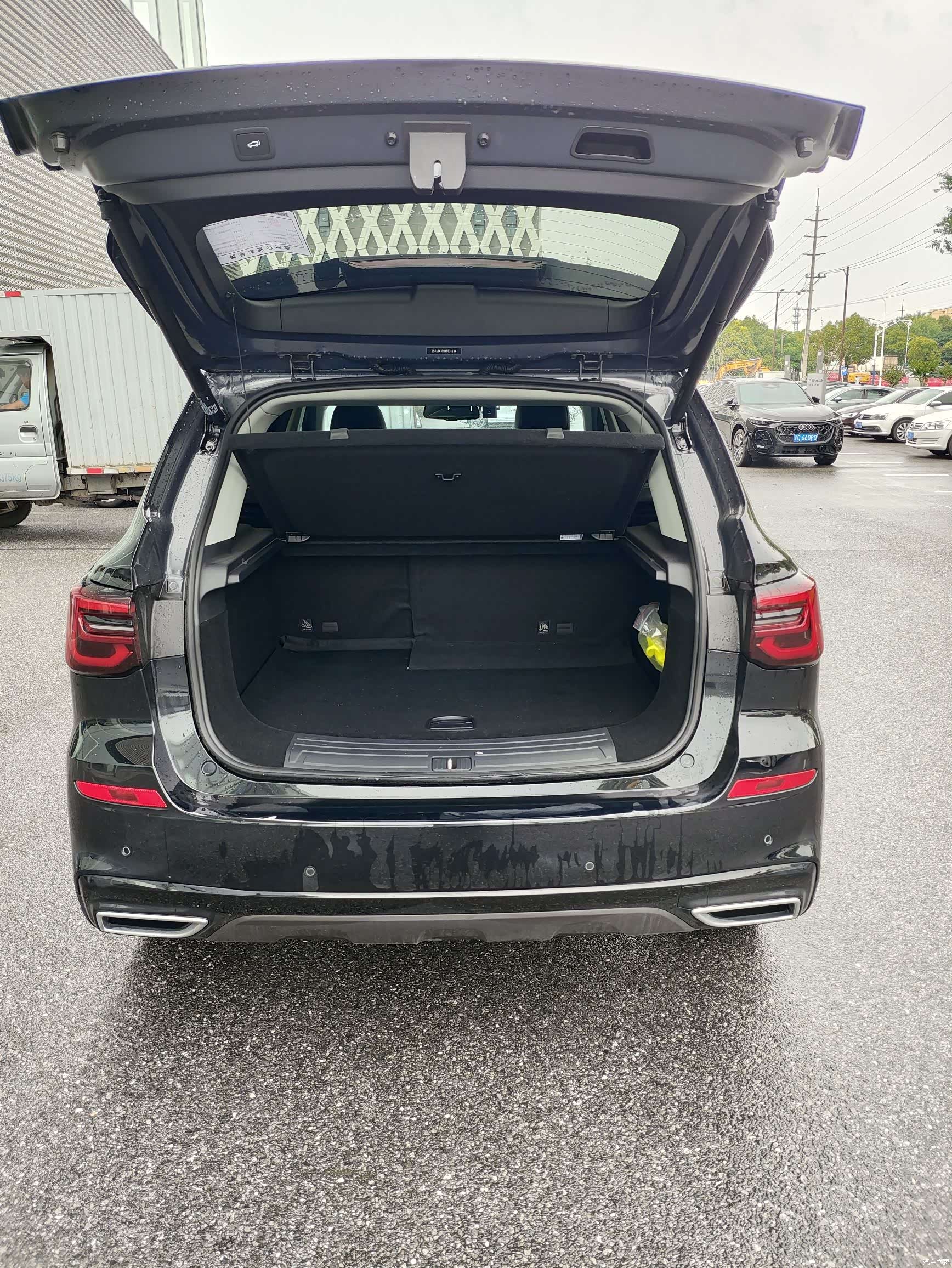 Roewe RX5, 2021 7