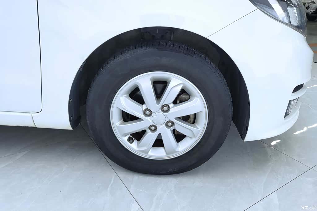 Kia K2, 2015 6