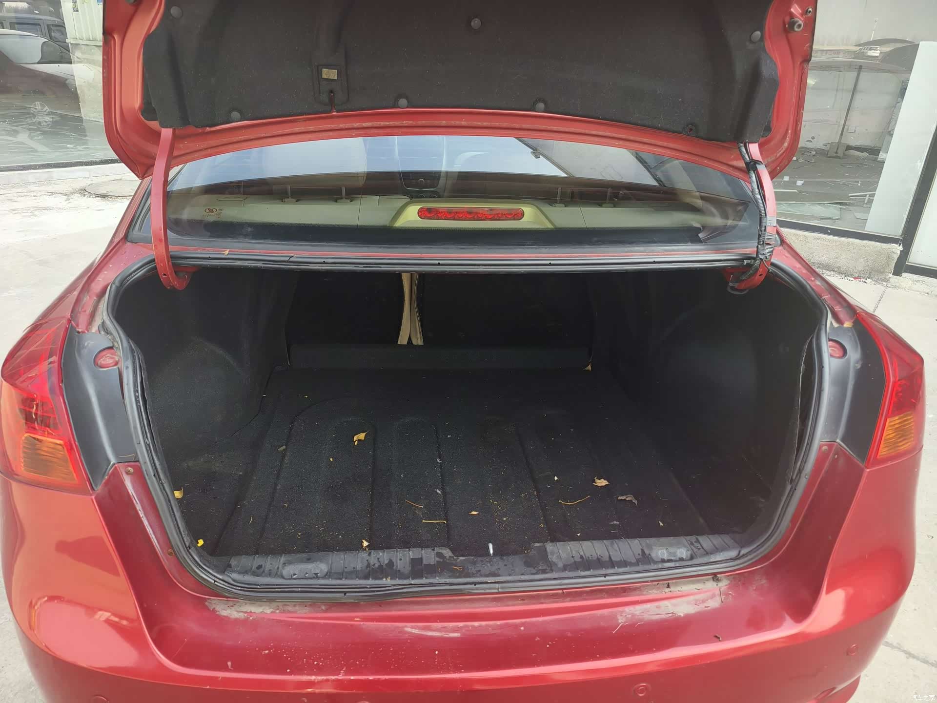 Buick 1.6LX-MT, 2013 8