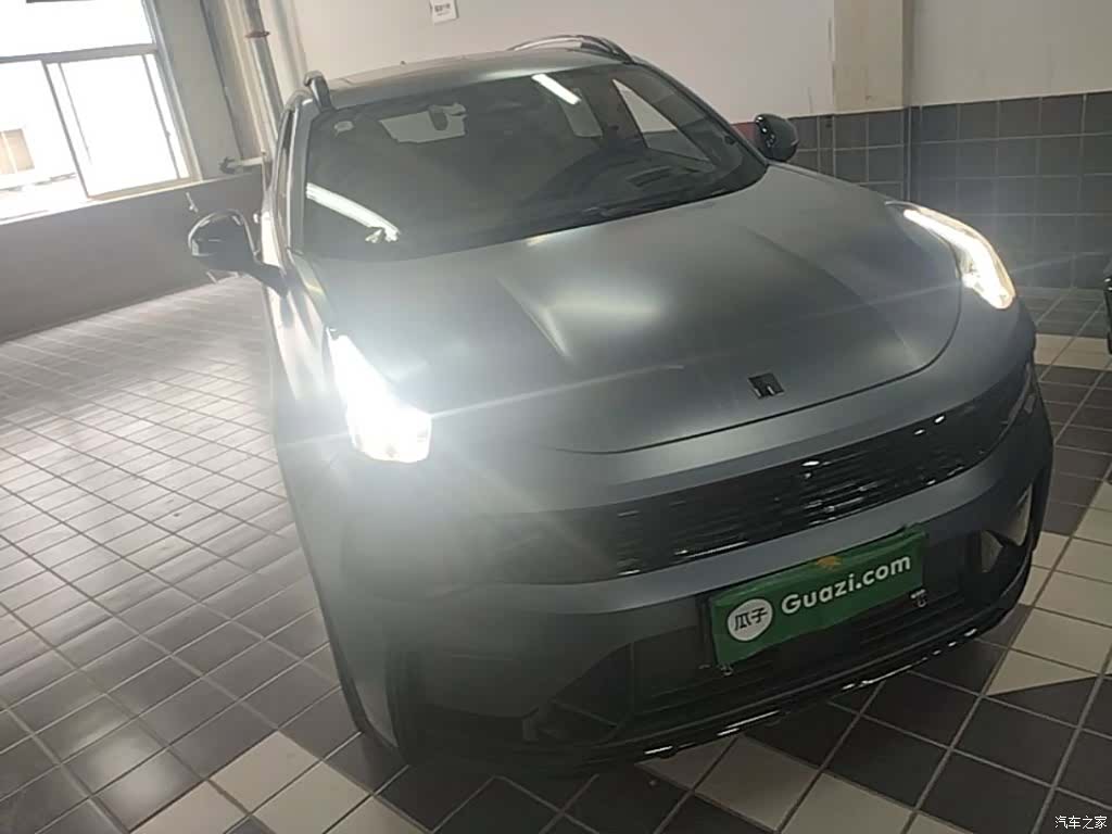 Lynk & Co 01, 2025 4