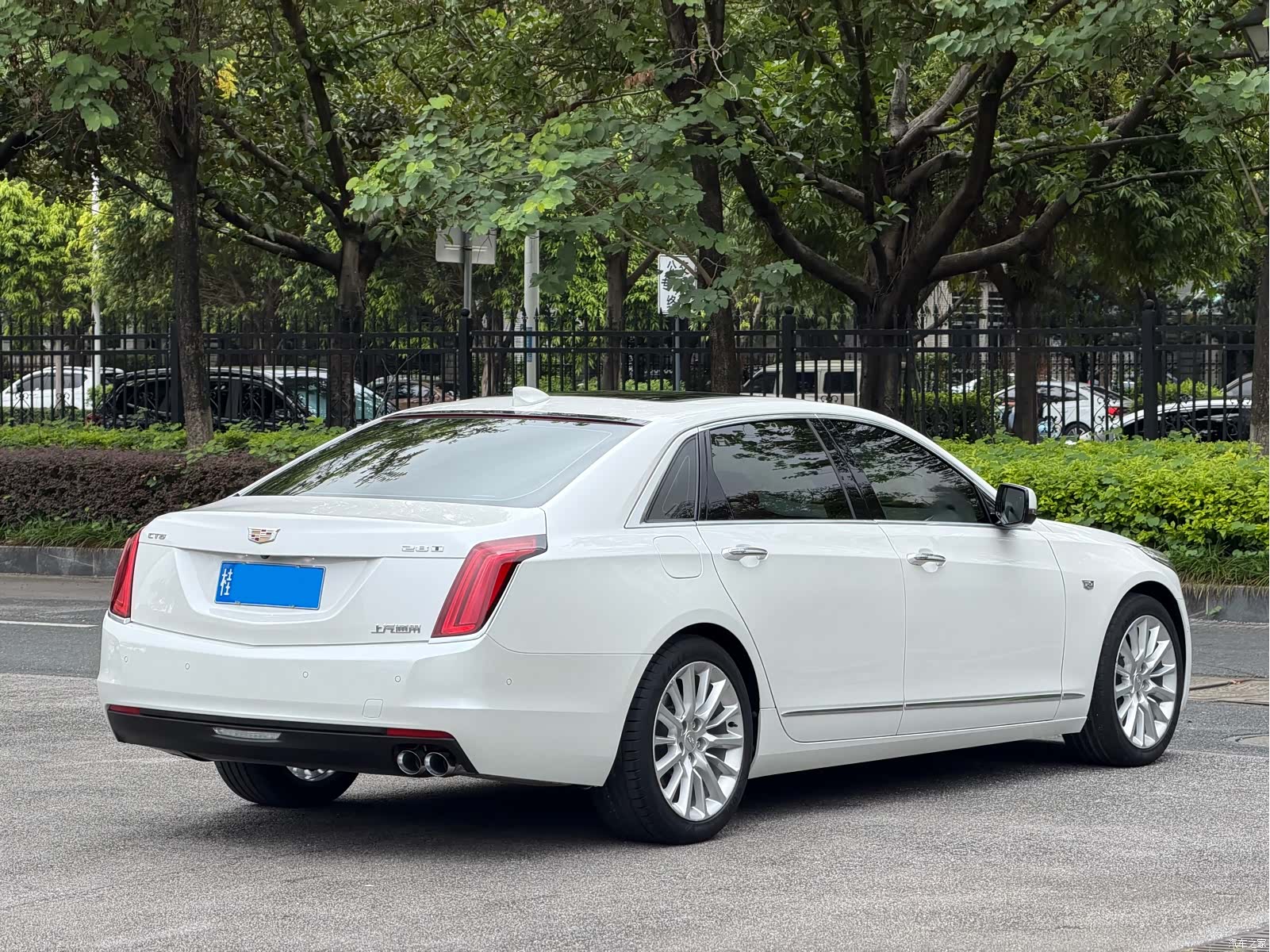 Cadillac CT6, 2018 4