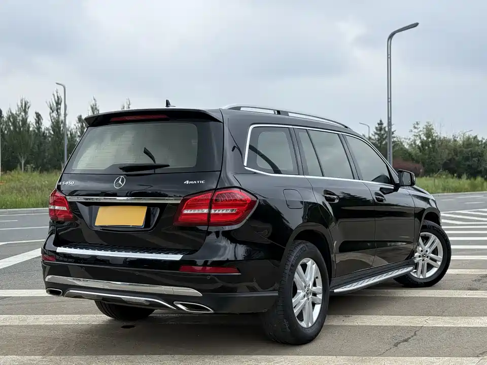 Mercedes-Benz GLS Mercedes-Benz GLS
