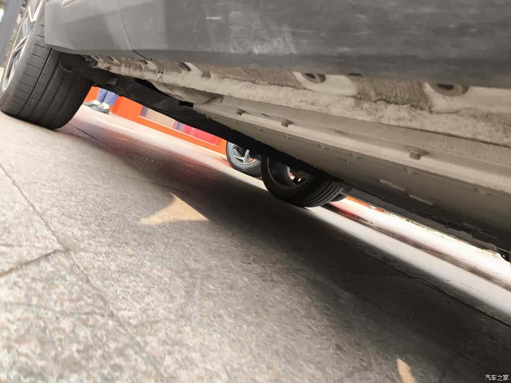 Geely Galaxy L7, 2023 16