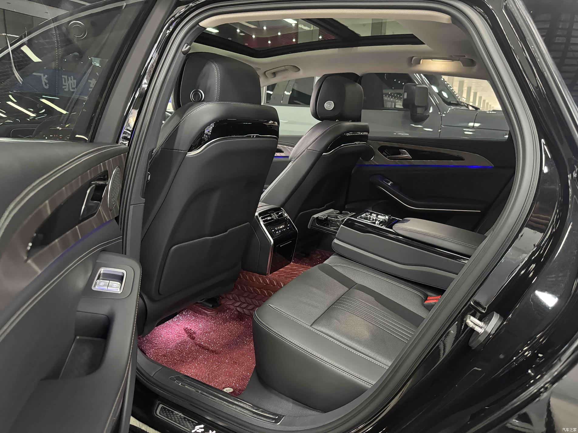 Hongqi H9, 2021 10