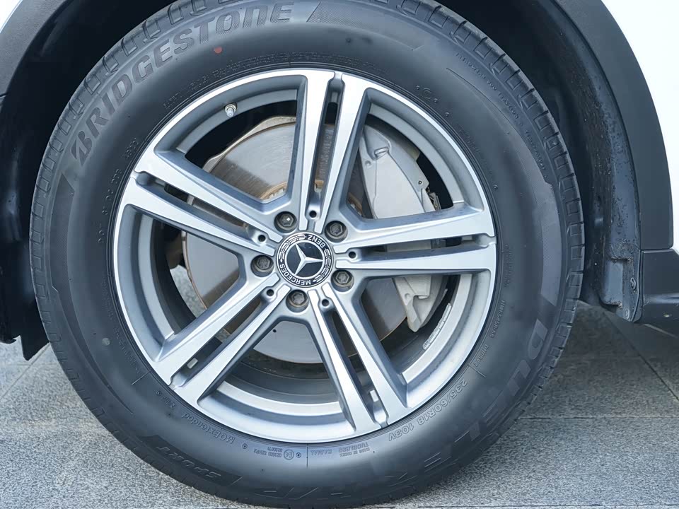 Mercedes-Benz GLC Mercedes-Benz GLC