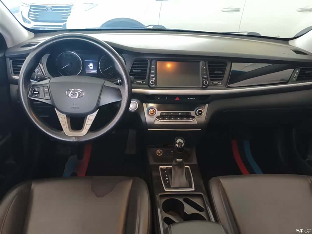 Hyundai GLS, 2018 10