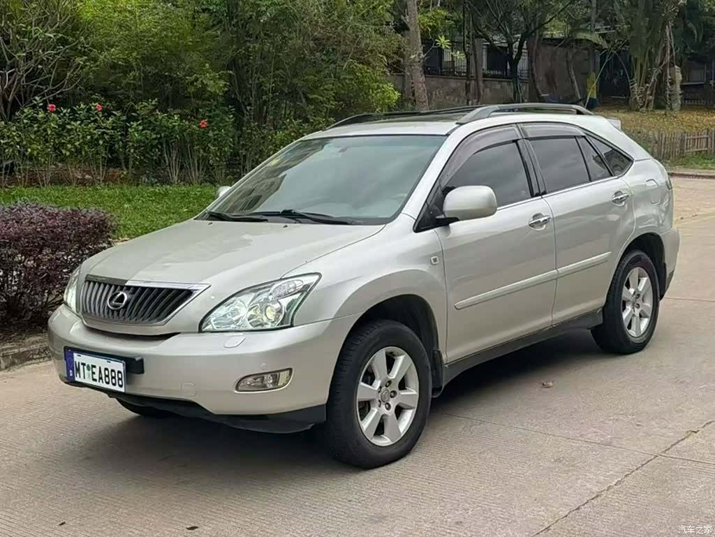 Lexus RX, 2008 1