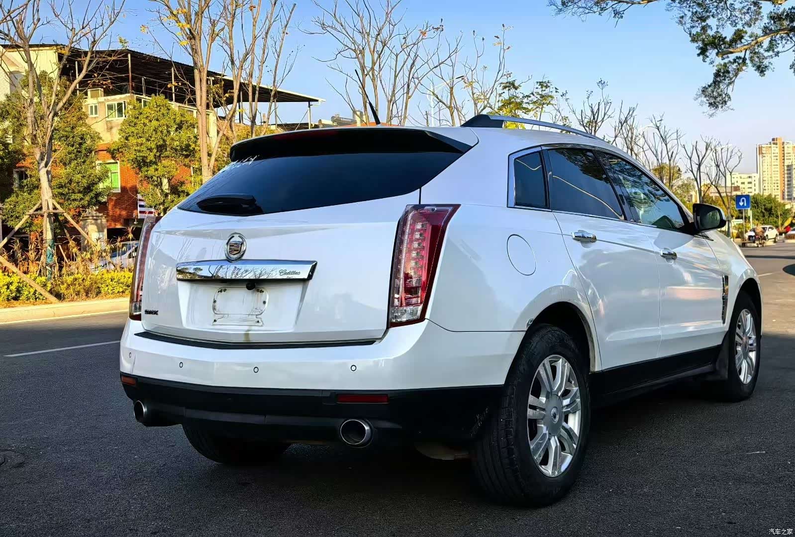 Cadillac SRX, 2012 9