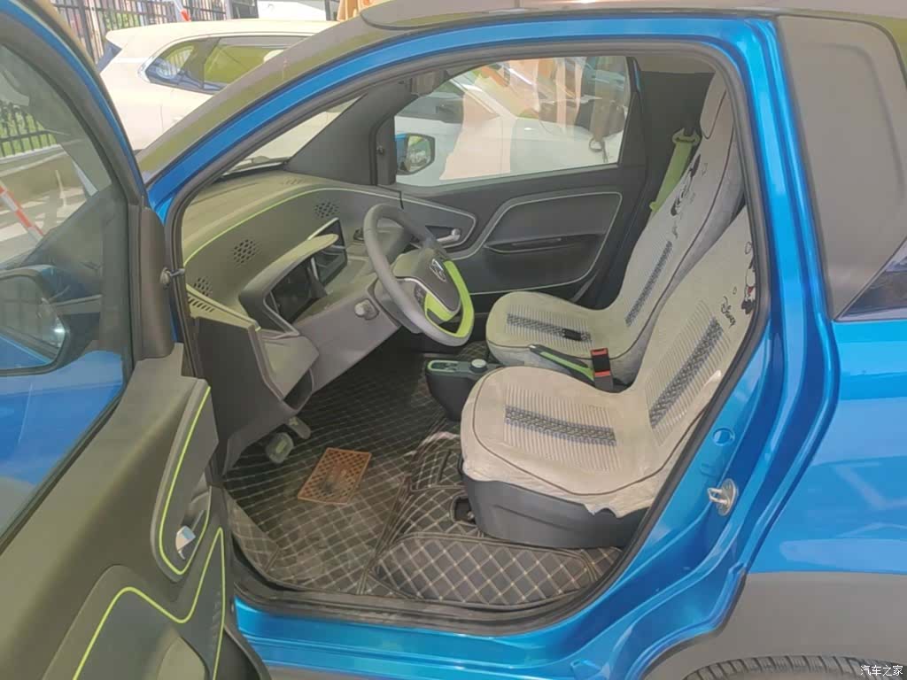 Wuling E100, 2019 15