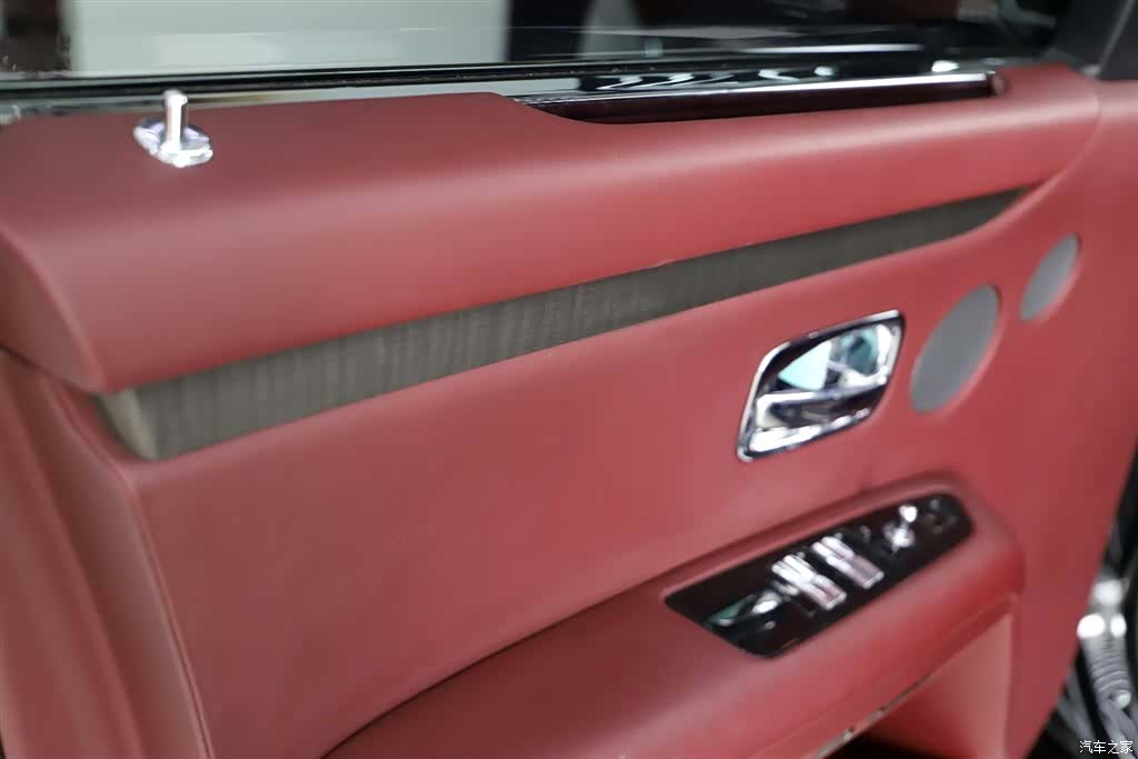 Rolls-Royce Ghost, 2021 19