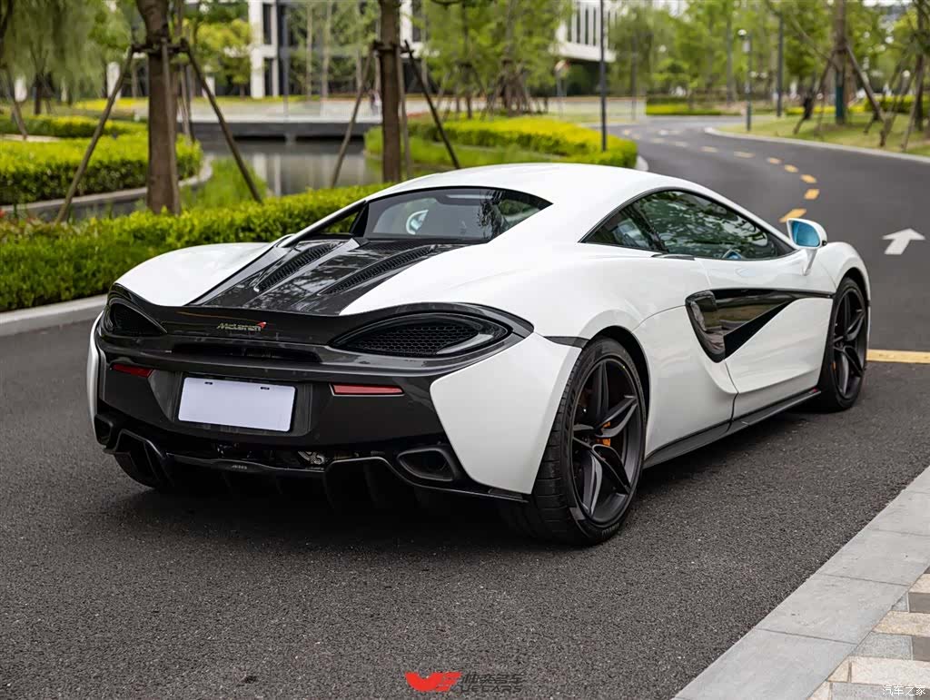 McLaren 570, 2019 4
