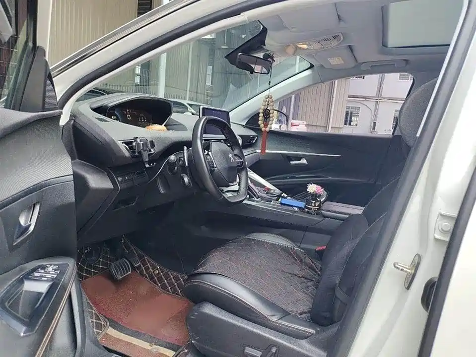 Peugeot 5008 Peugeot 5008