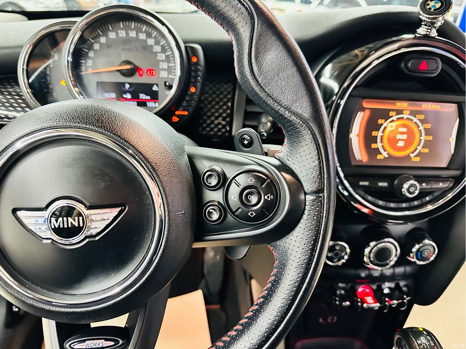 Mini Cooper, 2015 39