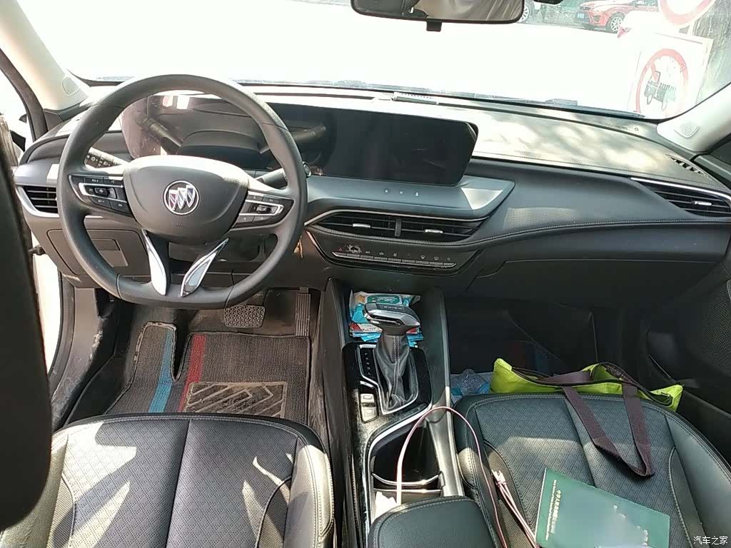 Buick Verano, 2022 13