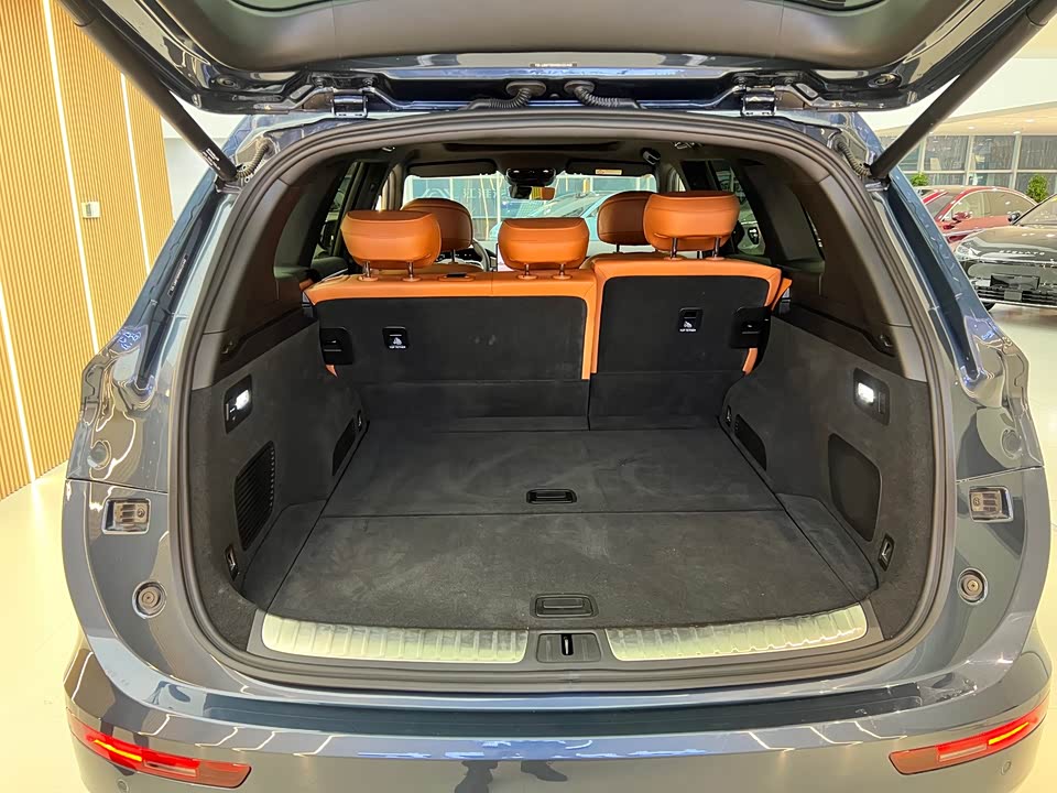 AITO Ask the world M7