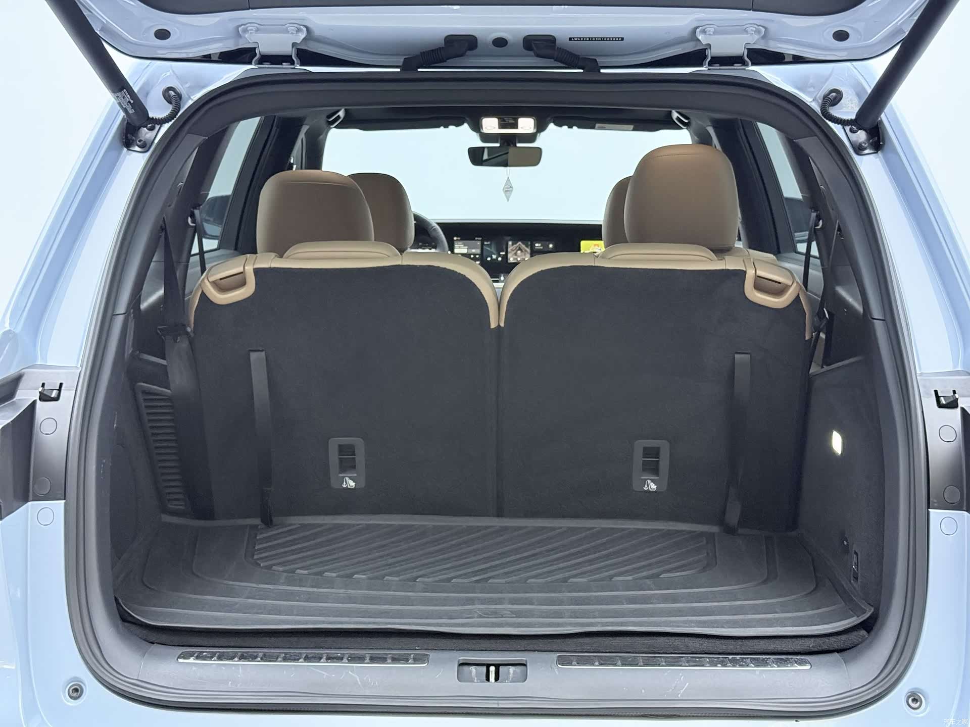 Li Auto ONE, 2021 17
