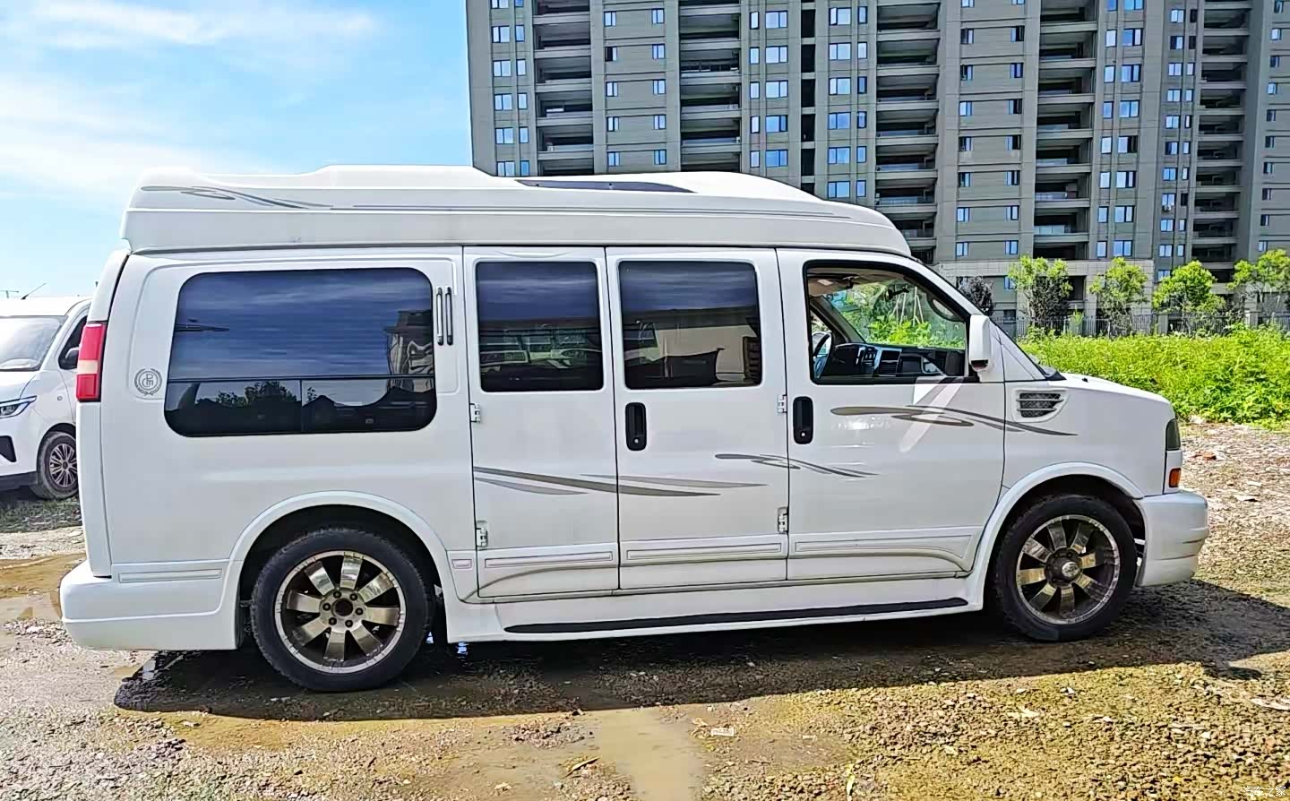 GMC SAVANA, 2011 6