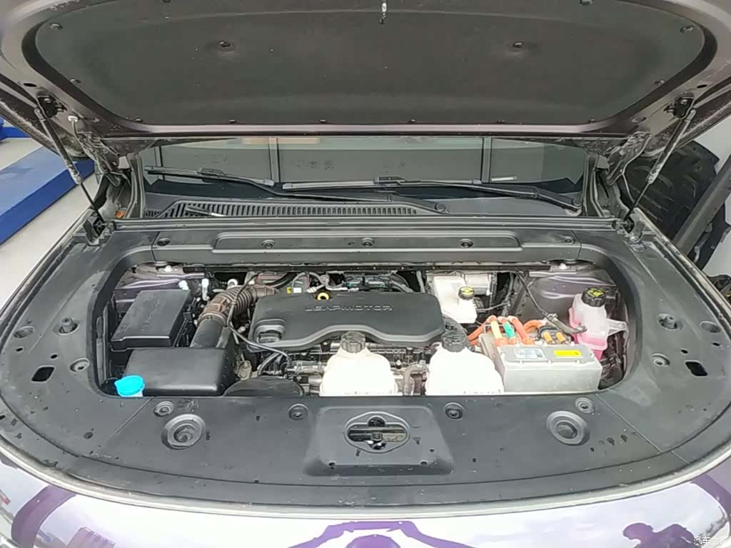Leapmotor C16, 2024 20