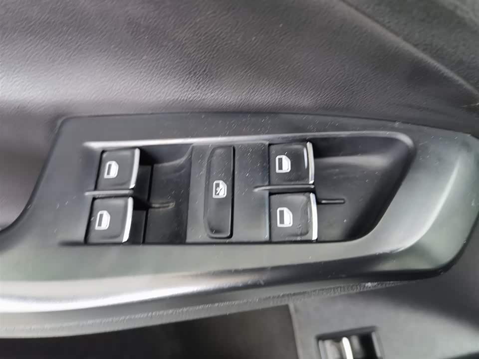 Volkswagen Sagitar Volkswagen Sagitar