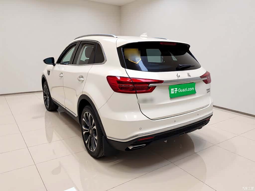 Hongqi HS5, 2020 4