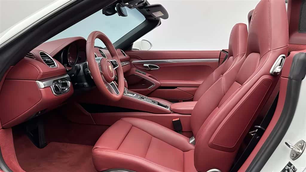 Porsche Boxster, 2024 11