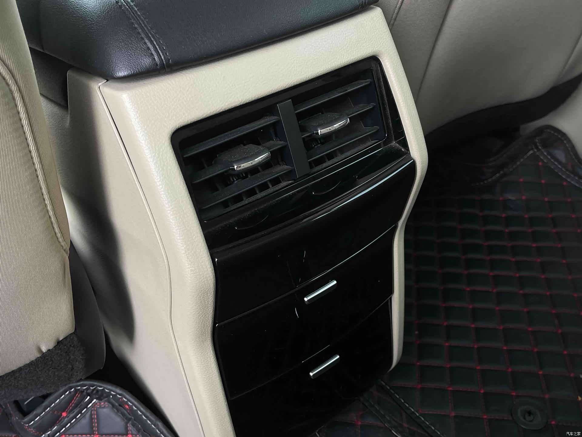 Ford Edge, 2019 8