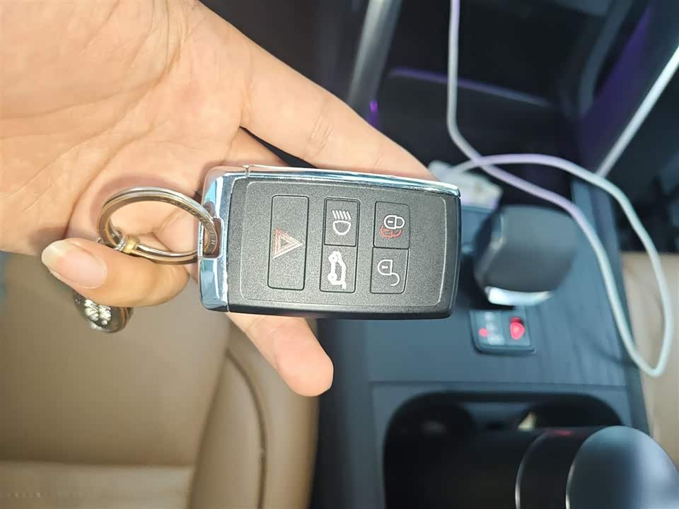 Land Rover Discover sports