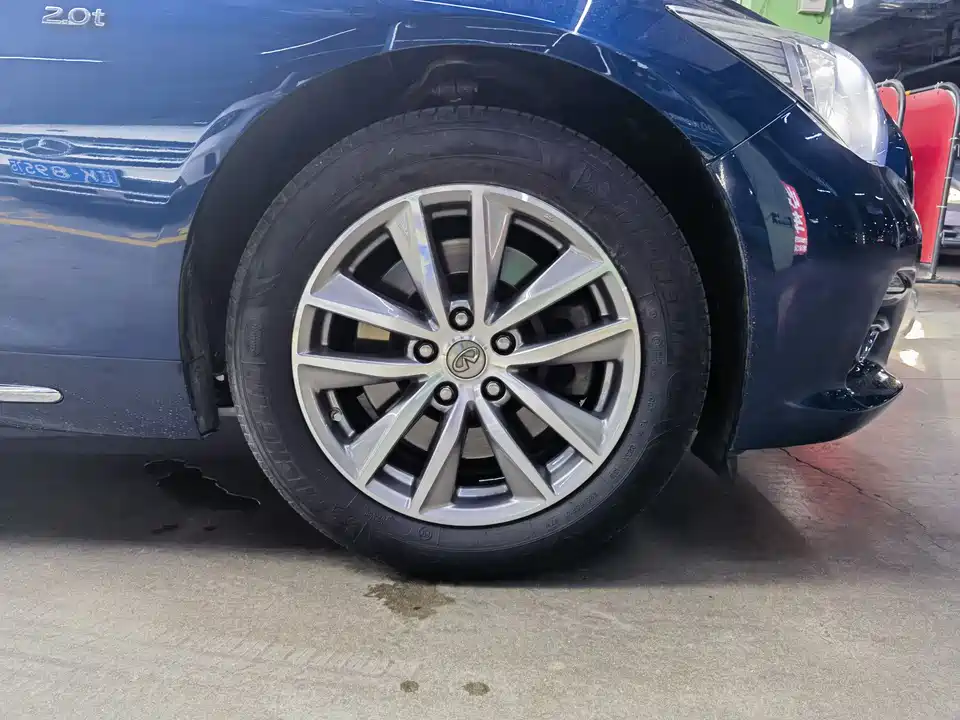 Infiniti Q50L Infiniti Q50L