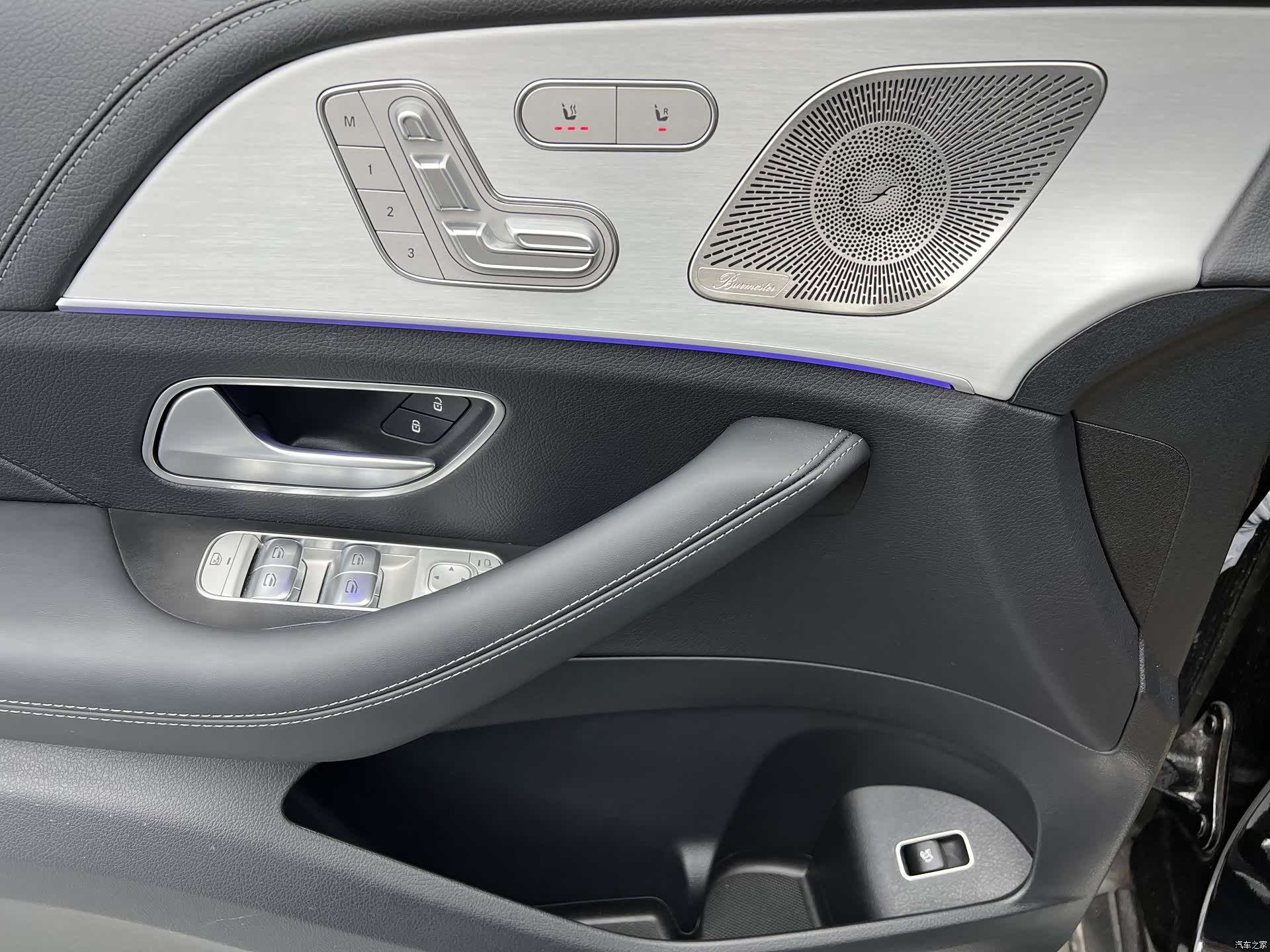 Mercedes-Benz GLE, 2023 3