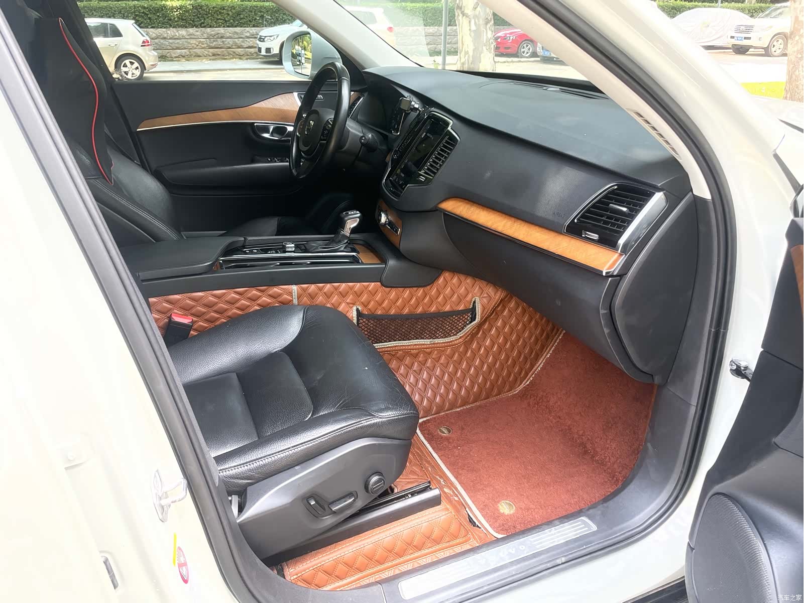 Volvo XC90, 2021 все фото
