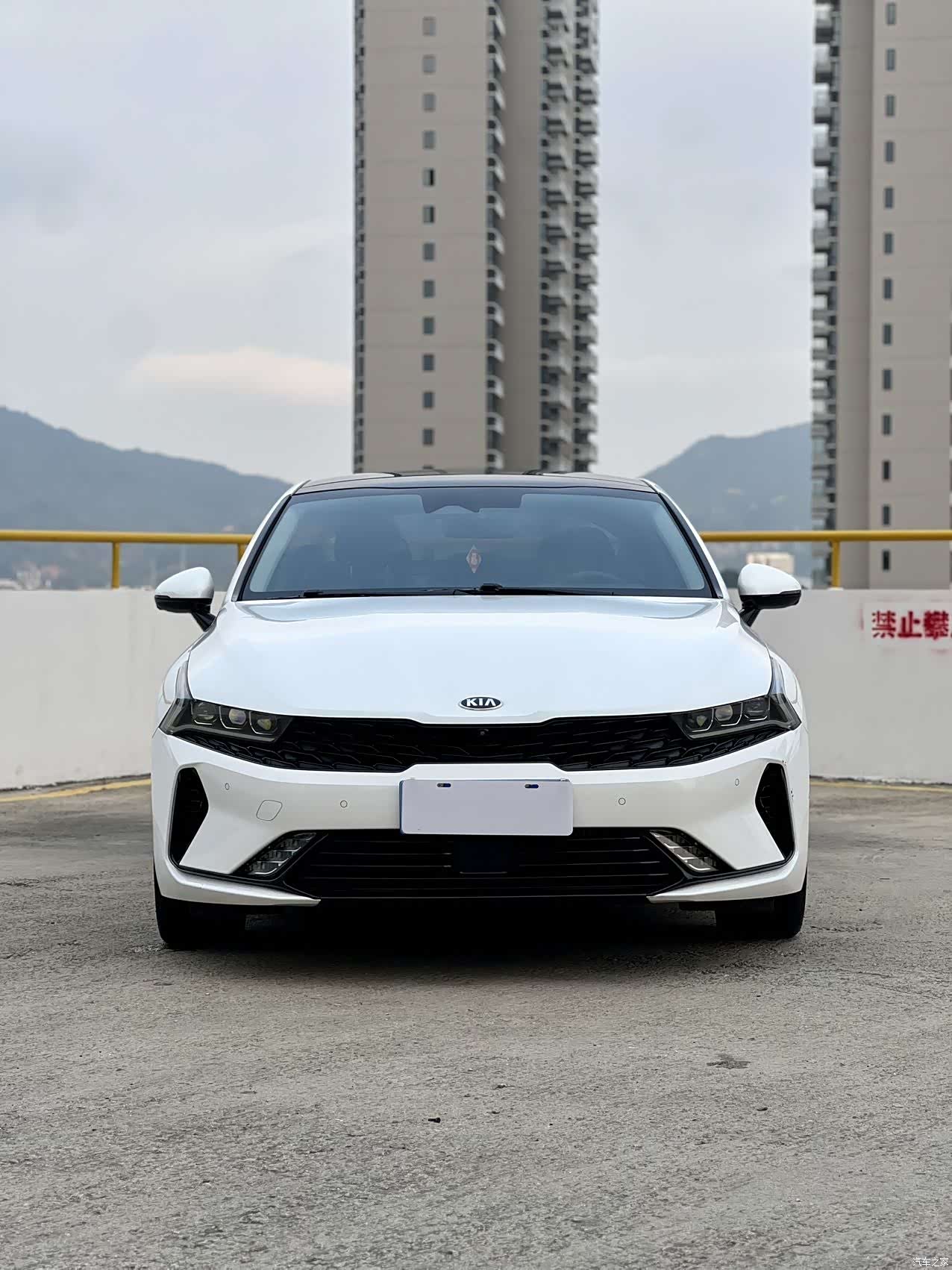 Kia K5, 2022 2