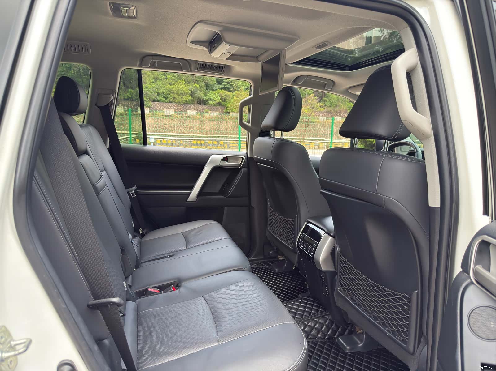 Toyota Prado, 2018 9