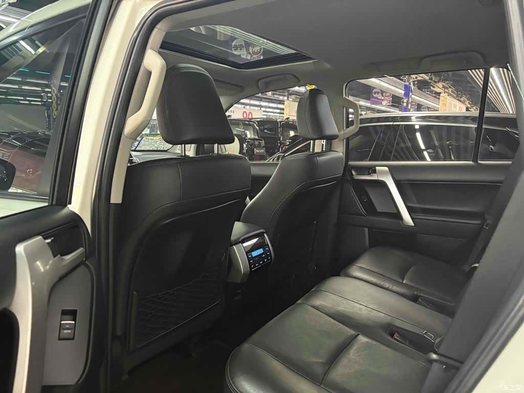 Toyota Prado, 2018 3