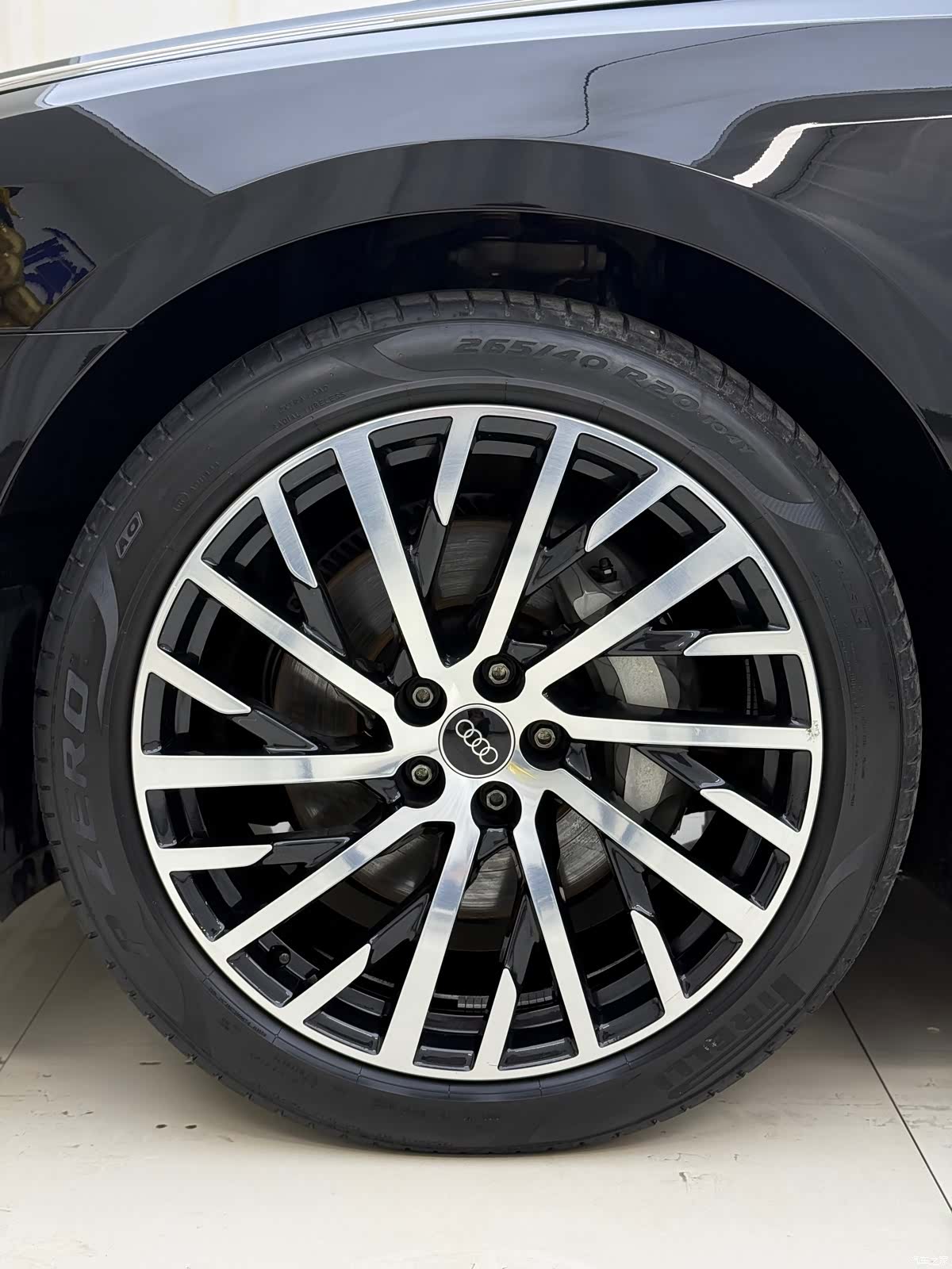 Audi A8L, 2023 10