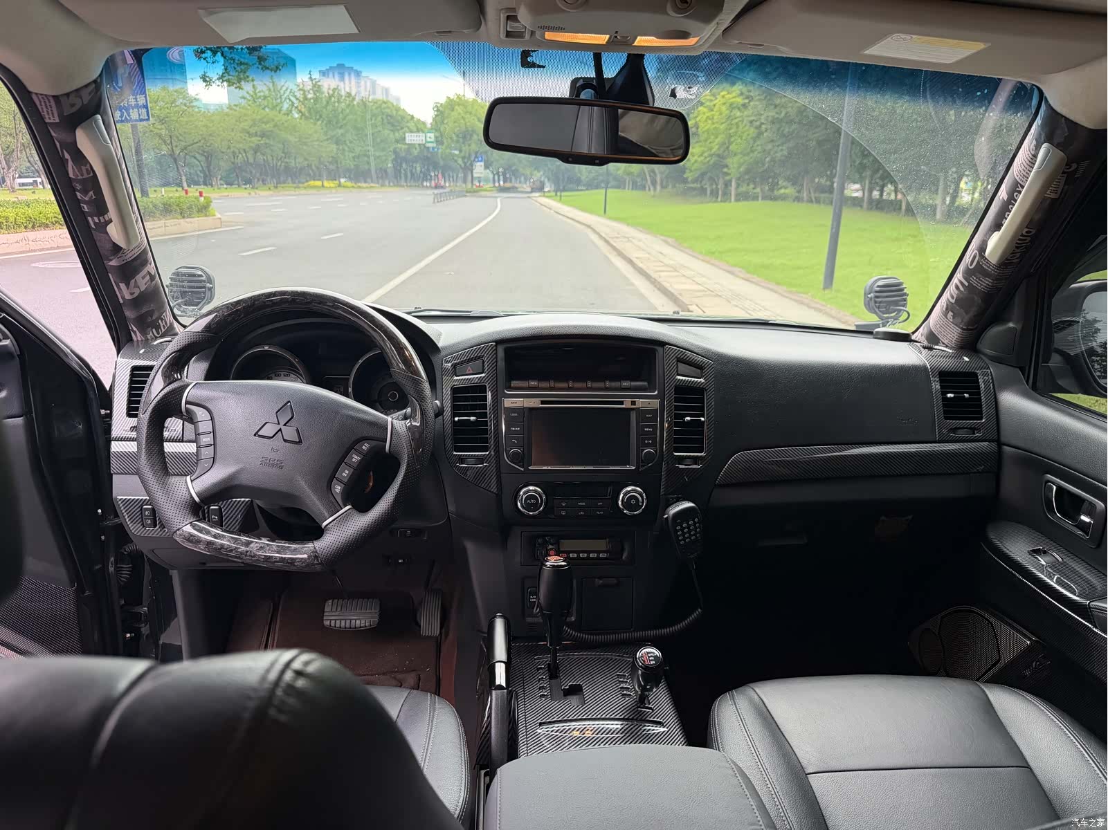 Mitsubishi Pajero, 2016 12