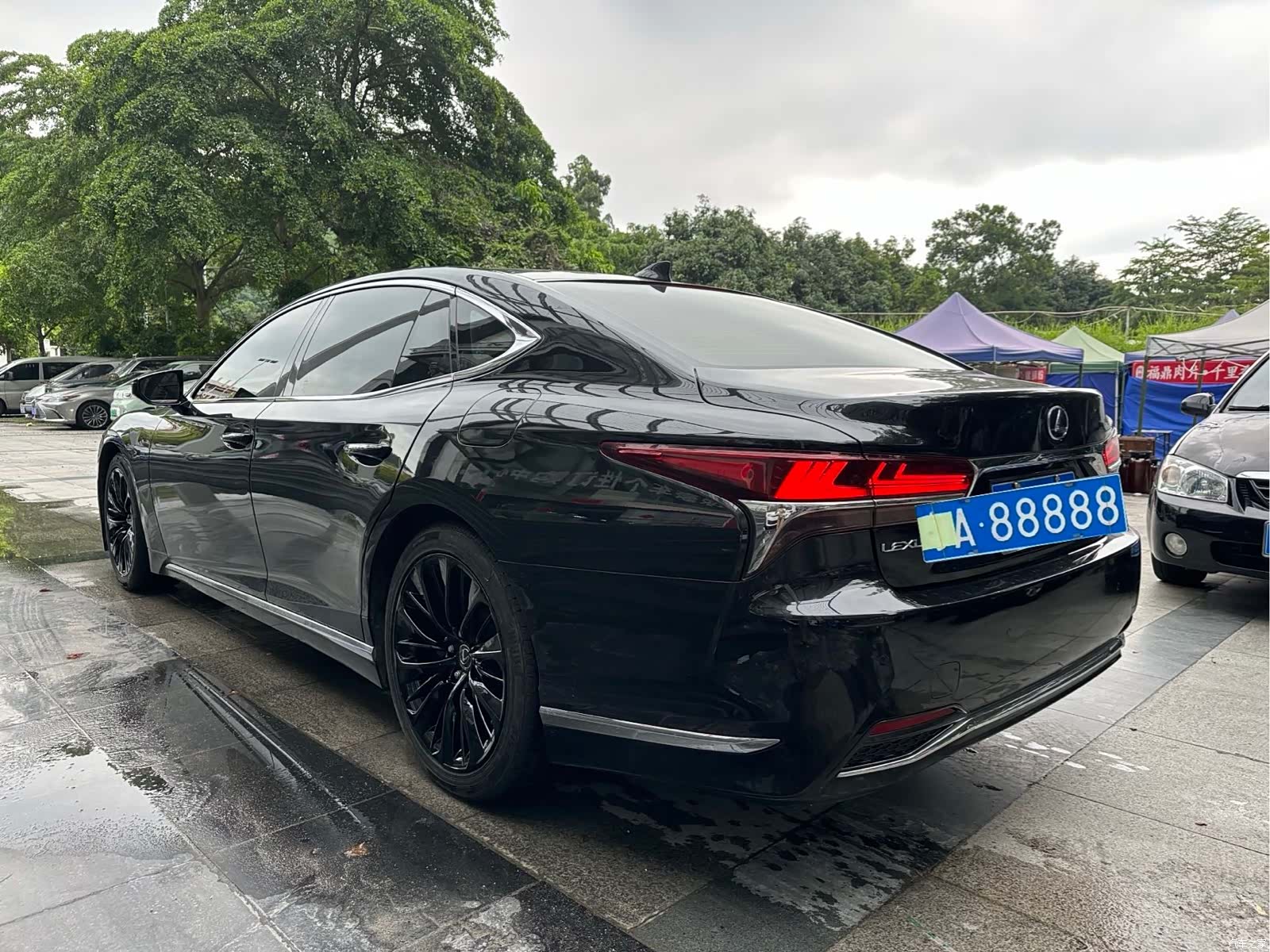 Lexus LS, 2019 9
