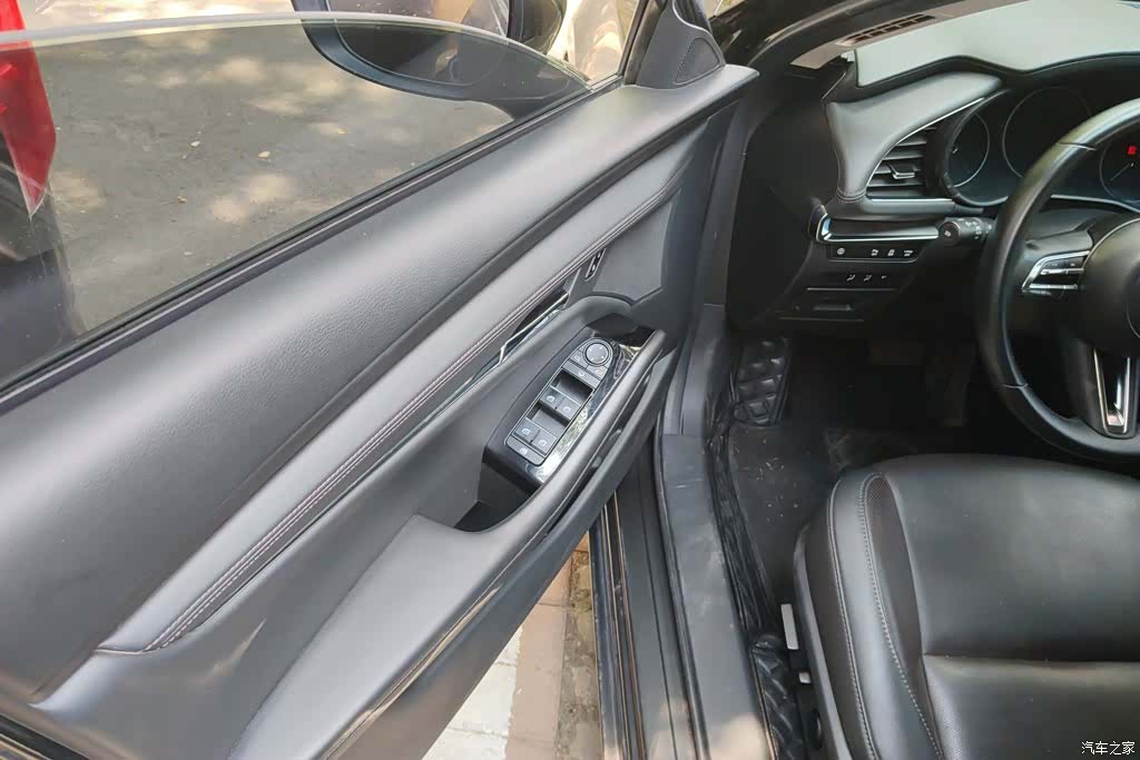 Mazda Mazda3, 2022 7