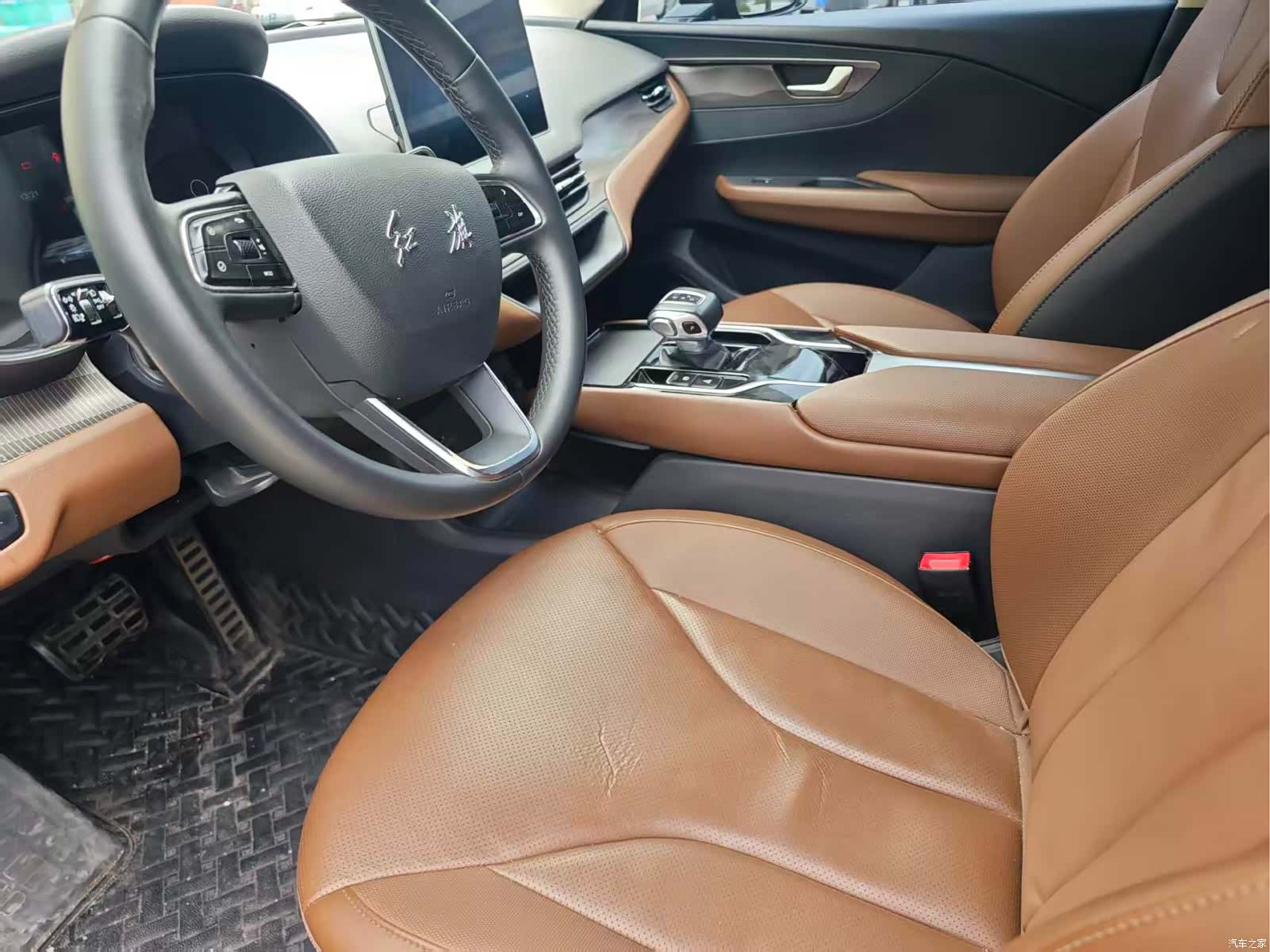 Hongqi QM5, 2021 7