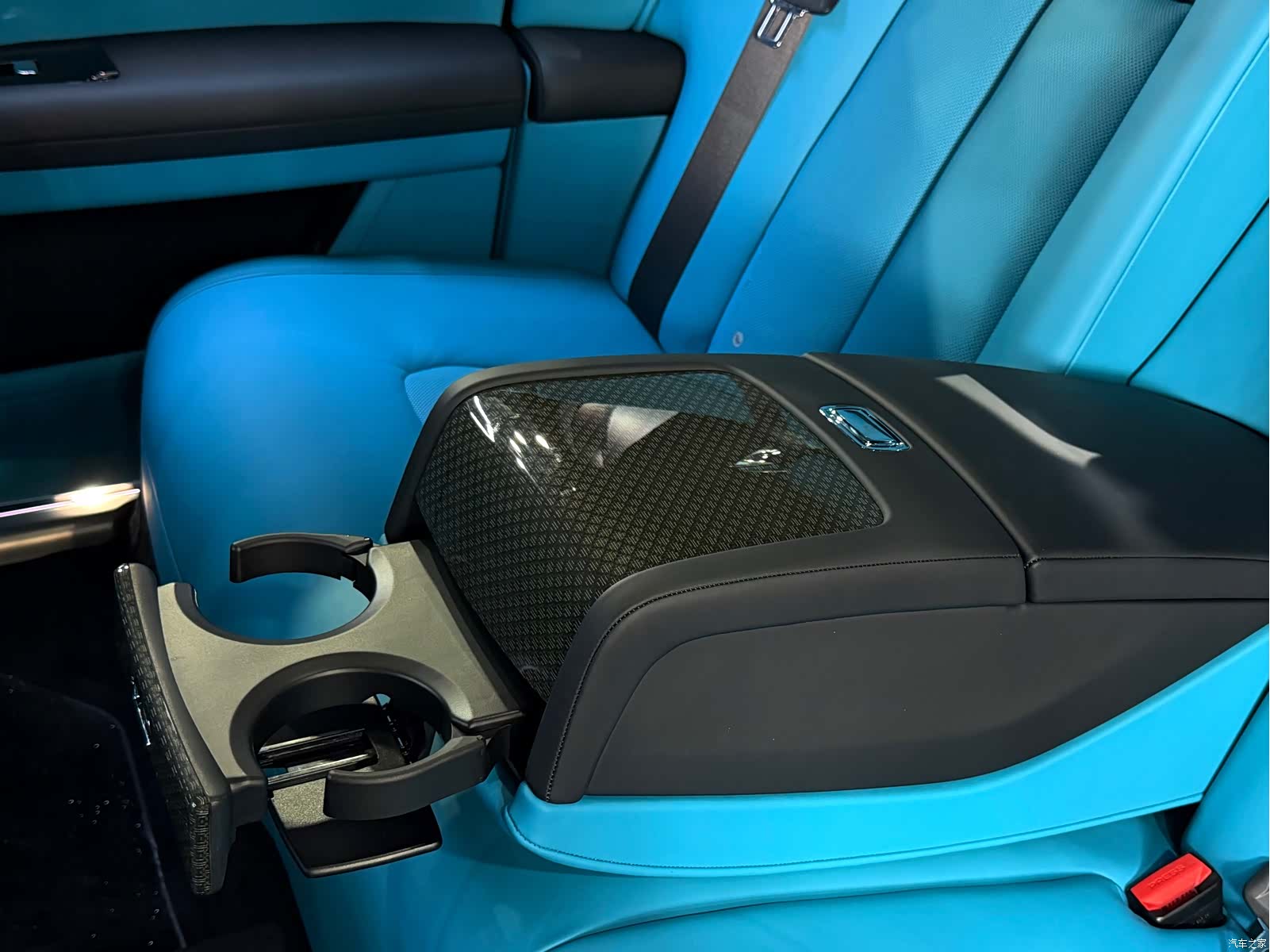Rolls-Royce Ghost, 2023 26