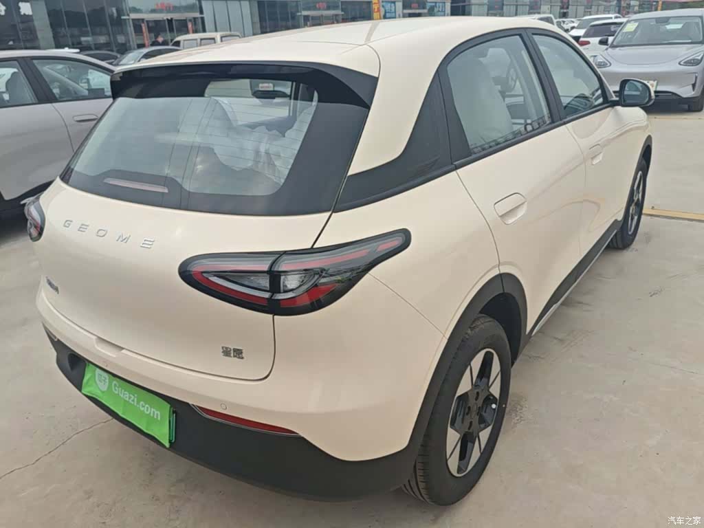 Geely Xingyuan, 2026 все фото