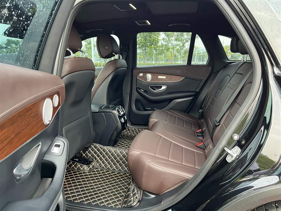 Mercedes-Benz GLC Mercedes-Benz GLC