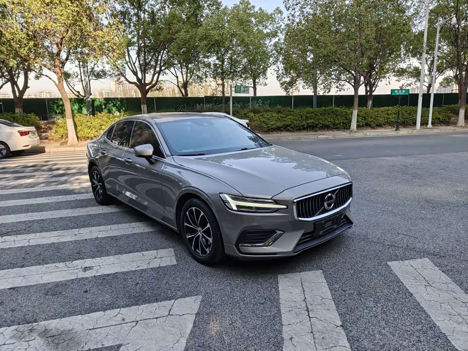 Volvo S60