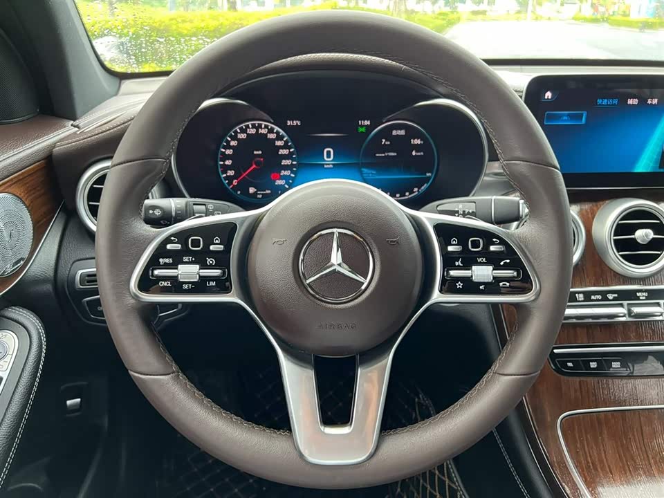 Mercedes-Benz GLC Mercedes-Benz GLC