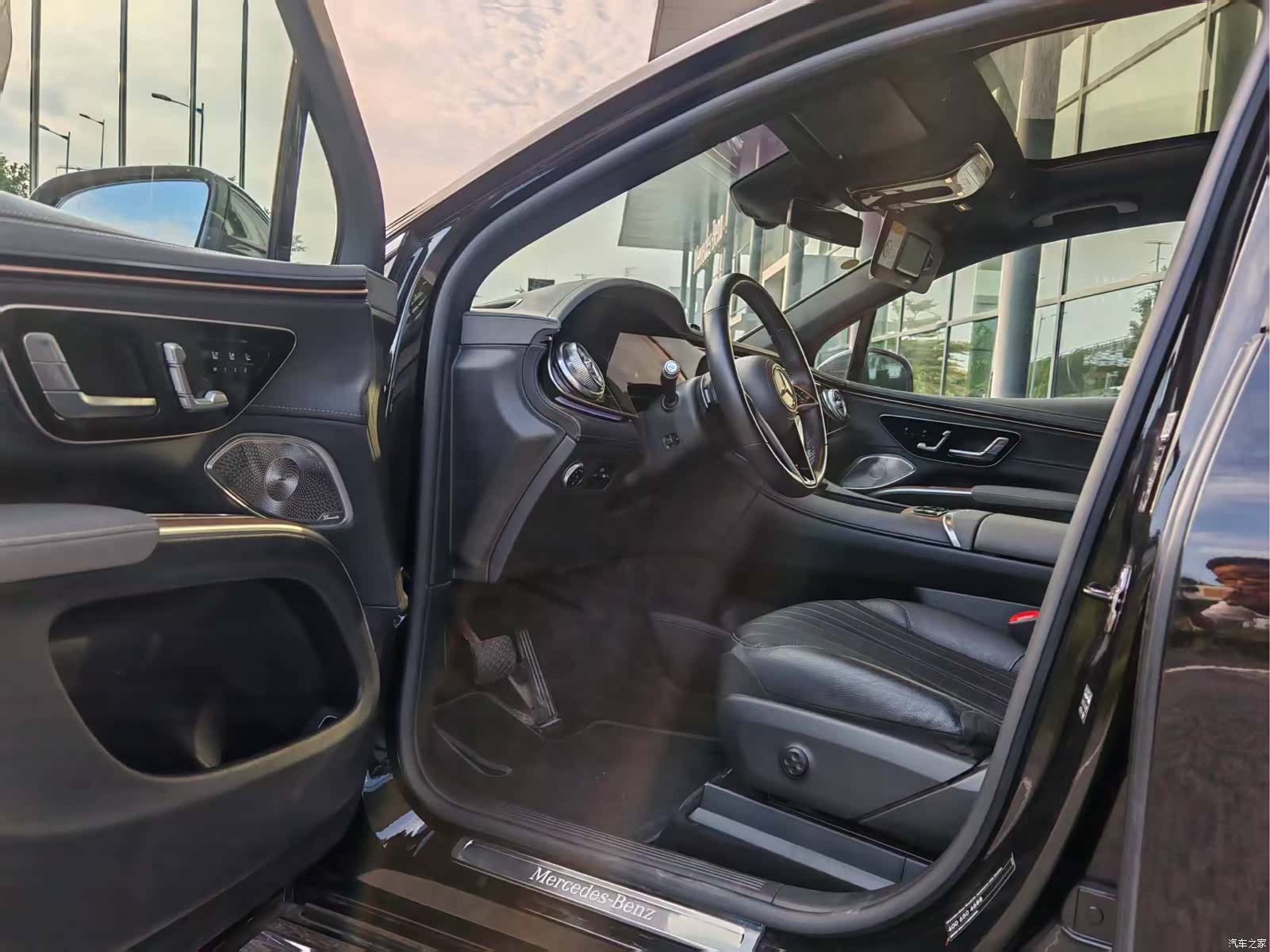 Mercedes-Benz EQS, 2023 7