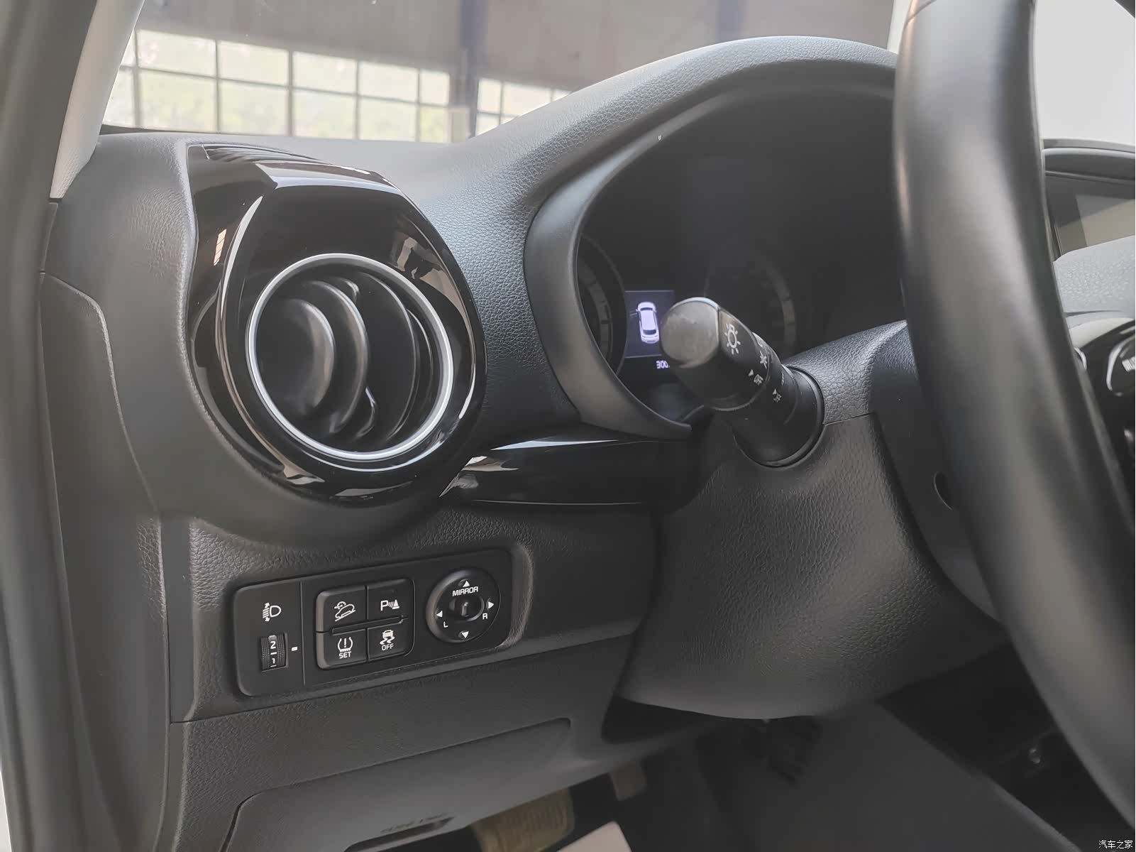 Kia KX1, 2022 13