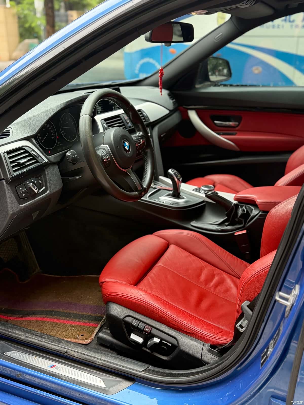 BMW 3 Series, 2016 все фото